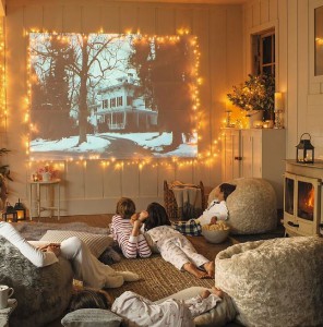 christmas-holiday-decor-bean-bag-room-movie-room-decor-ideas