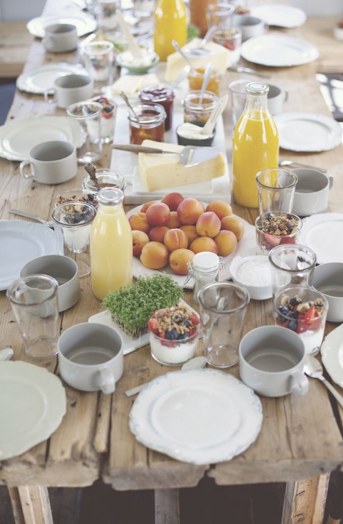 Beautiful breakfast tables « Loom and Last
