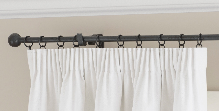 PENCIL PLEAT